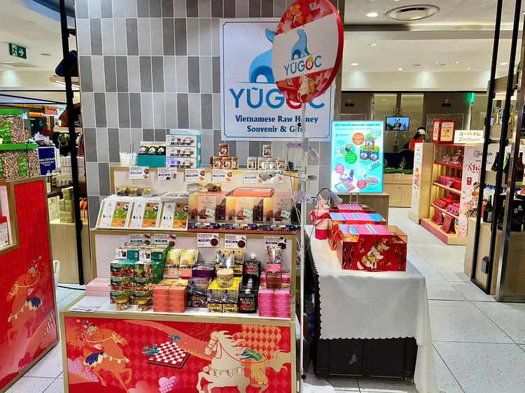YUGOC レロイ通り本店