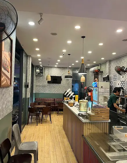 バインミー・ペウペウ