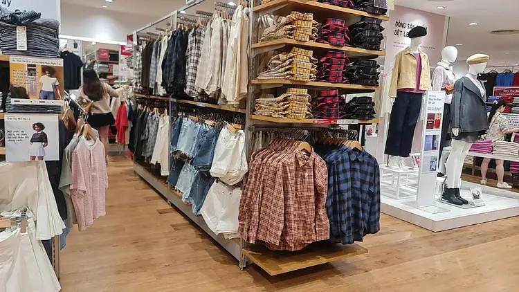 UNIQLO ・サイゴンセンターテンの写真3