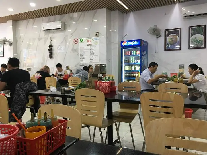 ホーチミン観光はここからスタート！フォーの人気店〜Pho Le(フォーレ)〜