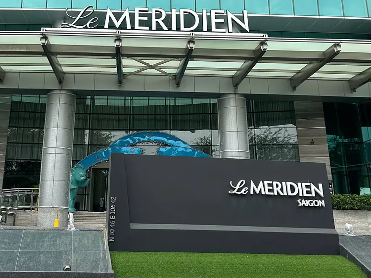 アクナ・レストラン