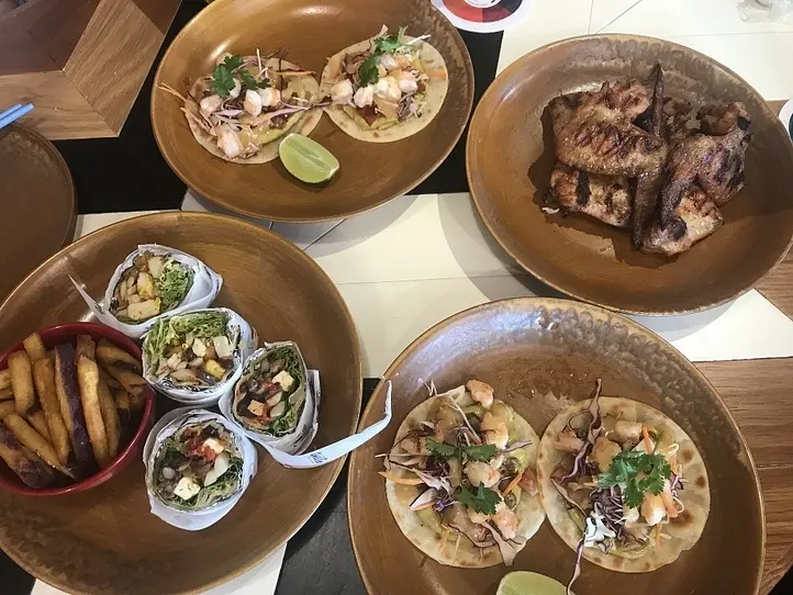 豊富なソースでチキン料理を楽しめる！〜Chickita  flame grilled chicken（チキータフレームグリルチキン）〜