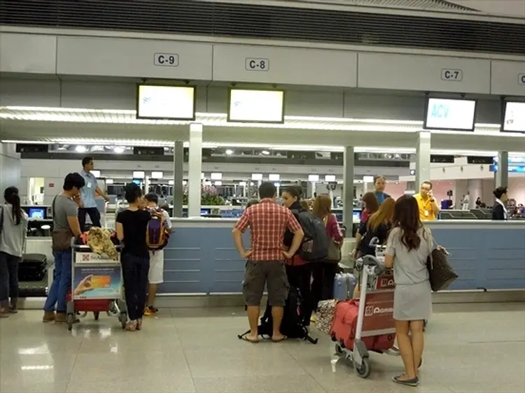 タンソンニャット国際空港