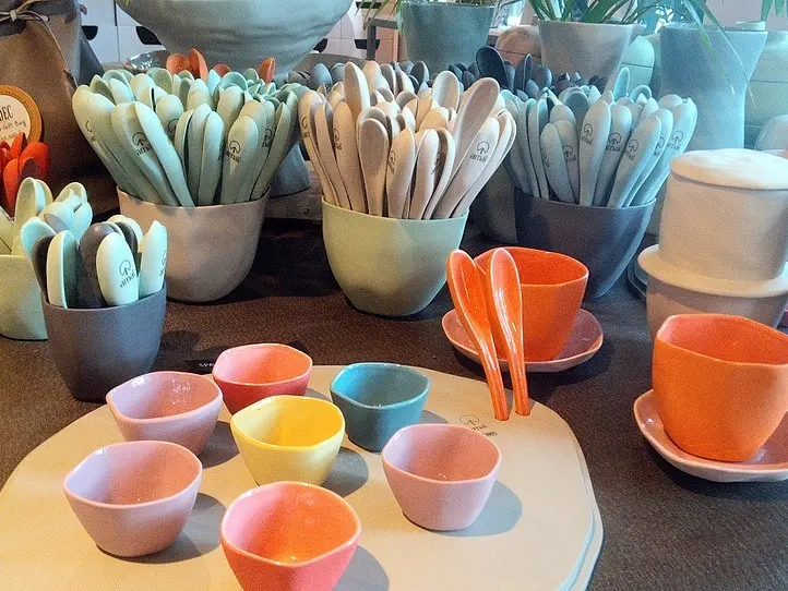 可愛くて丈夫！ホーチミン発の食器「amaï」