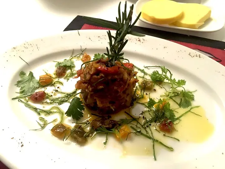 　ホーチミンの隠れ家フレンチのお店