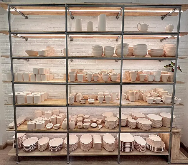 ポタリーペインティングカフェ