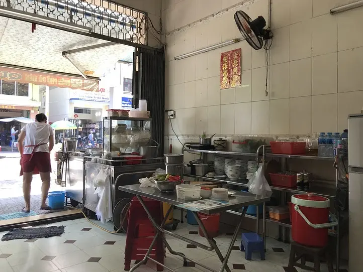 ゴマ風味の坦々麺風フォーがやみつき！ベトナム麺料理を食べよう～Quoc Ky