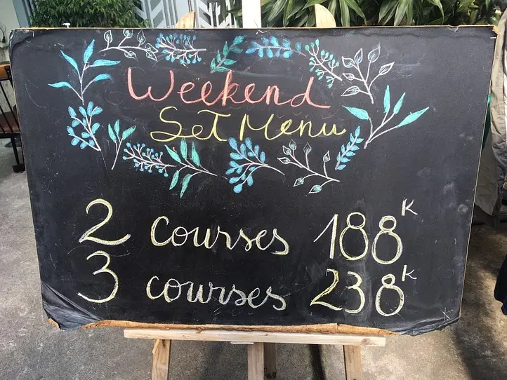 　ホーチミンの隠れ家フレンチのお店