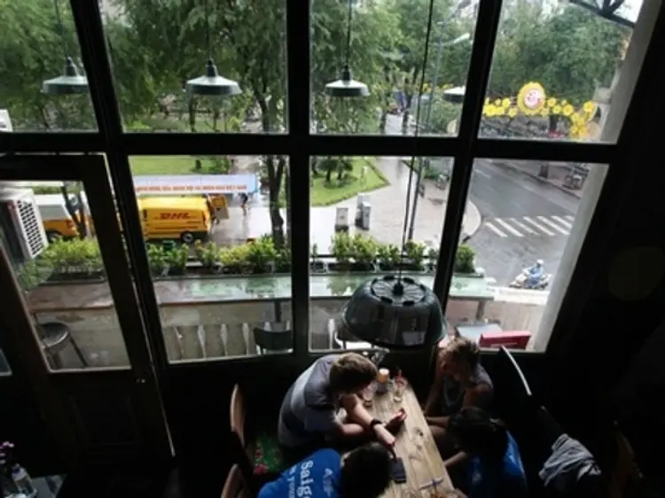 コンカフェ（リートゥーチョン通り店）