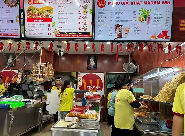 バインミー マダムウィン (バインミーバーフイン)