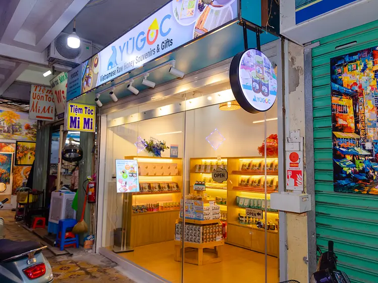 YUGOC レロイ通り本店