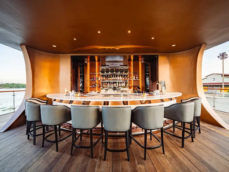 アイコン・サイゴン・クルーズ