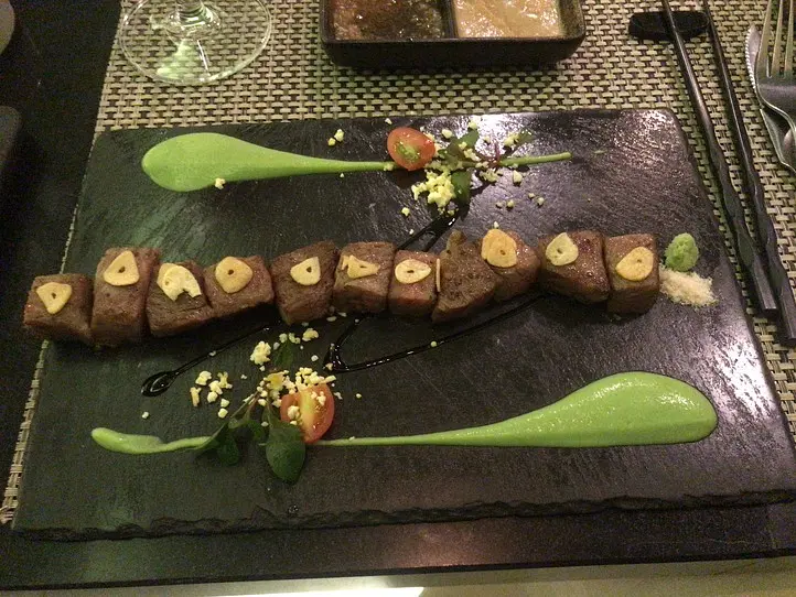高級鉄板焼き　ＫＯＢＥ