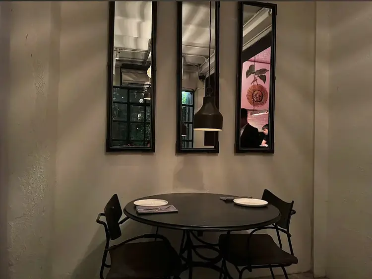 クインス・イートリー