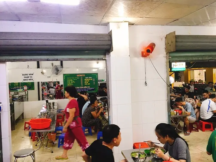 ローカルな麺料理を味わおう〜Bun thit nuong Kiều Bảo(ブンティットヌン・キウバオ)〜