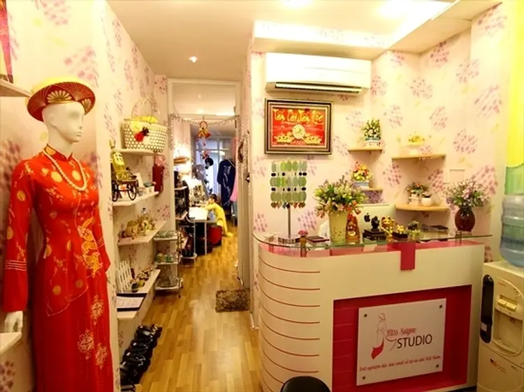 ミス・サイゴン・スタジオ