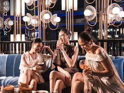 12月31日（水曜）限定 Hilton Saigon 40階「Song Bar」で花火鑑賞