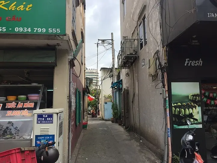 誰にも教えたくない超隠れ家カフェ