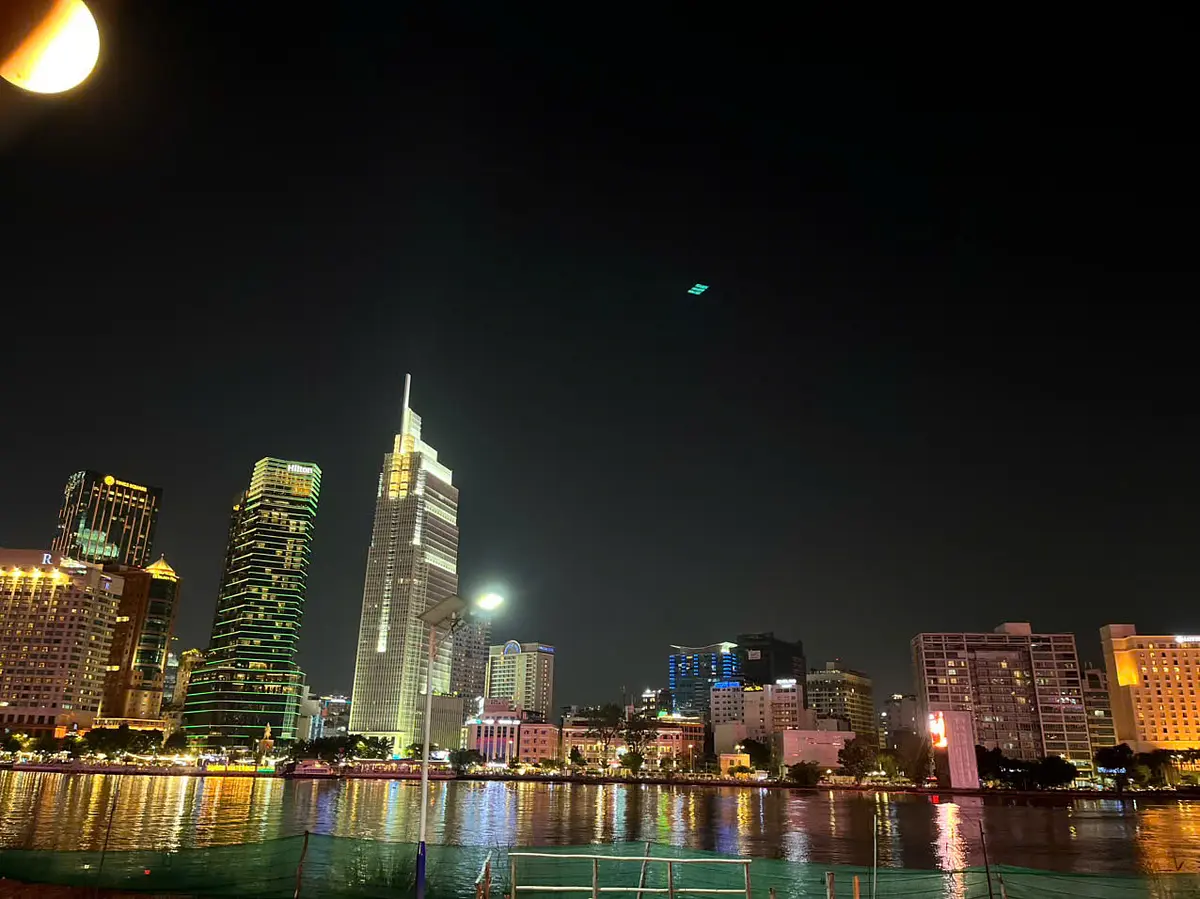 ベトナム観光ガイド：ホーチミンから広がる魅力的な旅