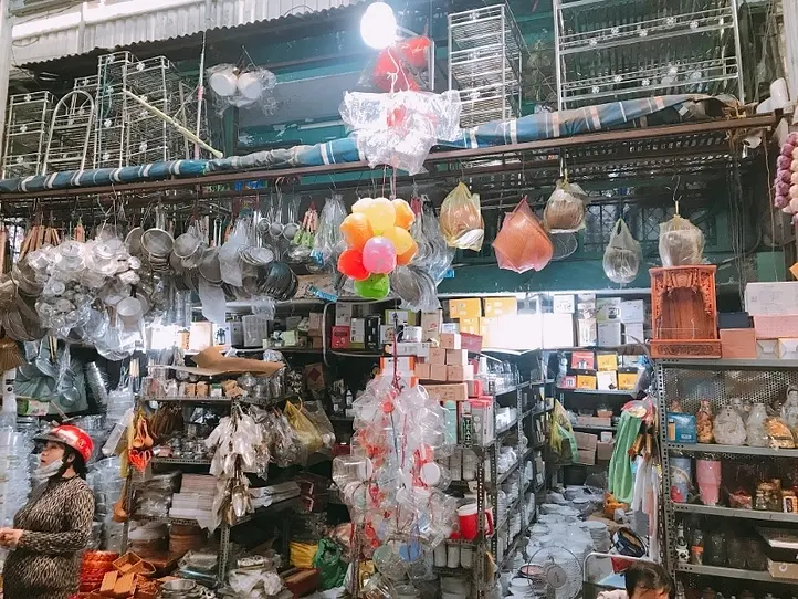 ベトナム人の生活を覗いてみよう！超ローカル市場に潜入~タンミー市場