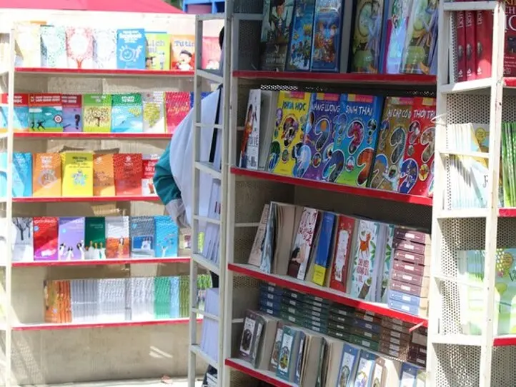 2016年旧正月！グエンフエ通りのフラワーロードを散策♪