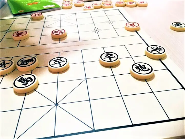 路上で見かける「ベトナム将棋」をやってみよう！