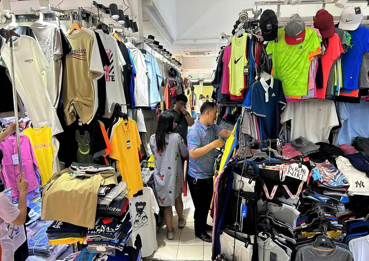 ホーチミンの市場で洋服を買うならここで決まり！