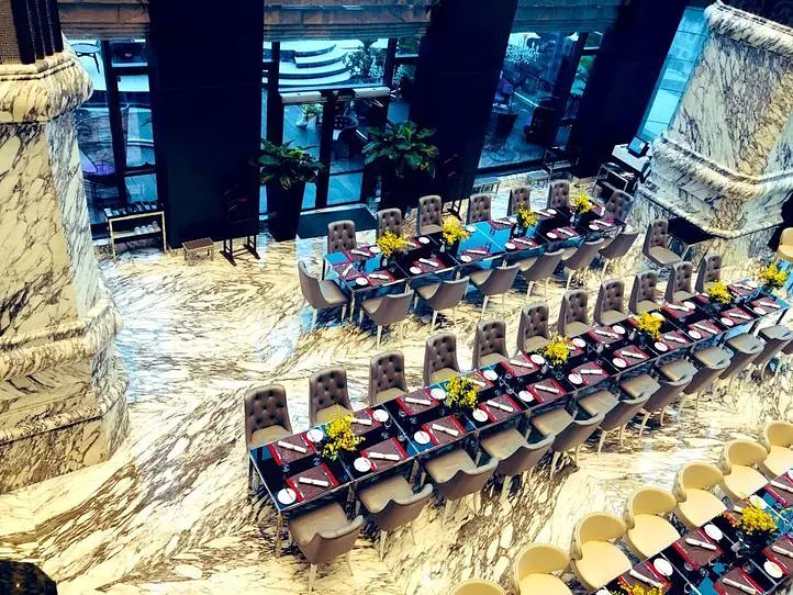 6つ星ホテル「ザ・レヴェリー・サイゴン」で朝食ビュッフェを