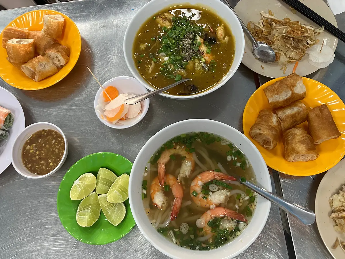 在住者が勧める！観光地＆人気スポットからアクセスの良いベトナムレストラン8選　　