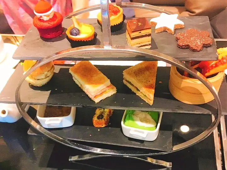 超高級ホテル「ザ・レヴェリー・サイゴン」は何もかもゴージャス