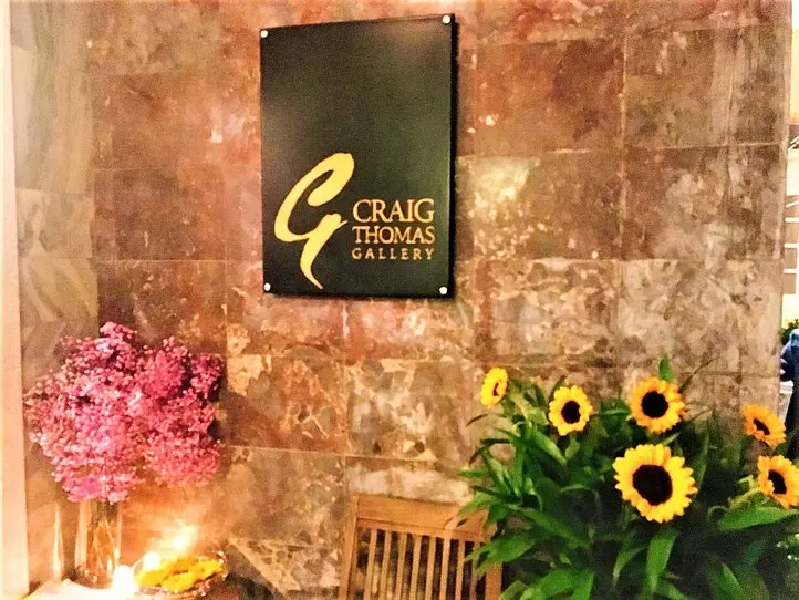 ホーチミンのアートスペース「クレイグ・トーマス・ギャラリー」の「DANCING WITH CHERRY BLOSSOMS」展