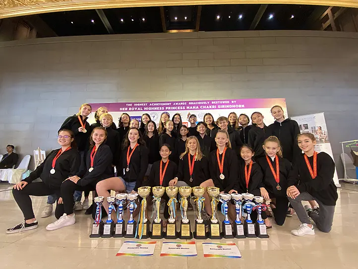 数々の賞を受賞するダンセンターとは？校長LINHにインタビュー