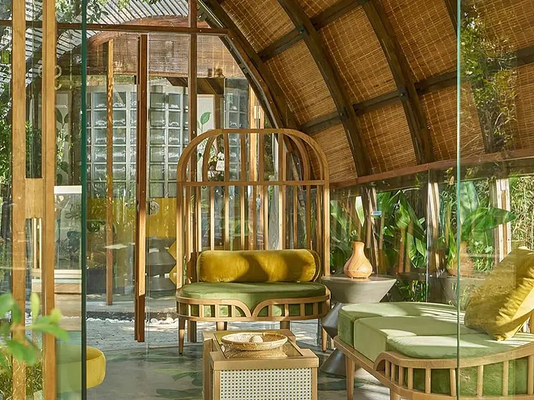 ザ・スパ・バー