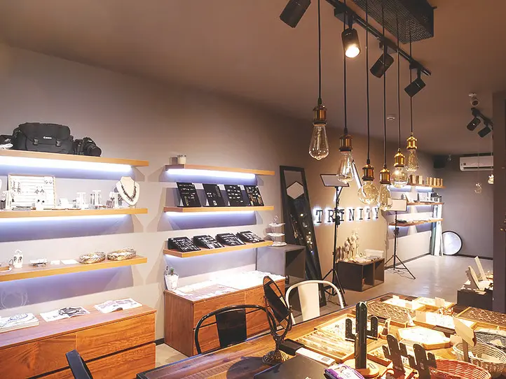 2区にNew Openのアクセサリーショップ