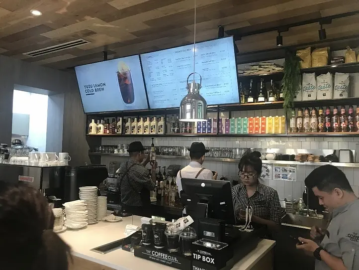 立地抜群！オーストラリア発のコーヒー店でティータイム~THE COFFEE CLUB