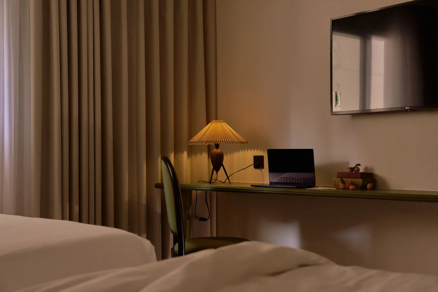 デラックス・ツインルーム（バスタブ付き／朝食付き）Thi Sach