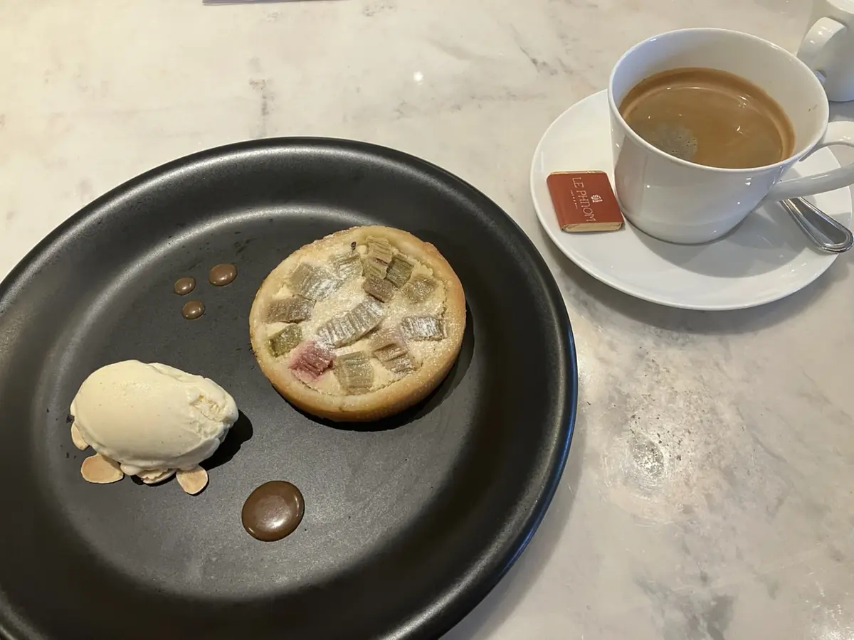 【プノンペン】ラッフルズホテルのレストランとバーが素敵すぎる
