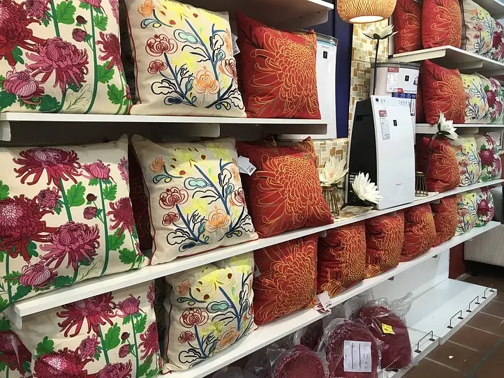 ベトナムのIKEA！？北欧文化融合の家具店でショッピング〜UMA