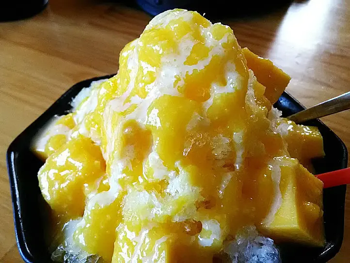 お買い物休憩にピッタリ！ベンタイン市場徒歩1分のマンゴーカフェ