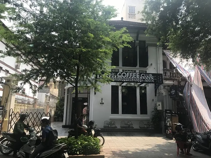 立地抜群！オーストラリア発のコーヒー店でティータイム~THE COFFEE CLUB