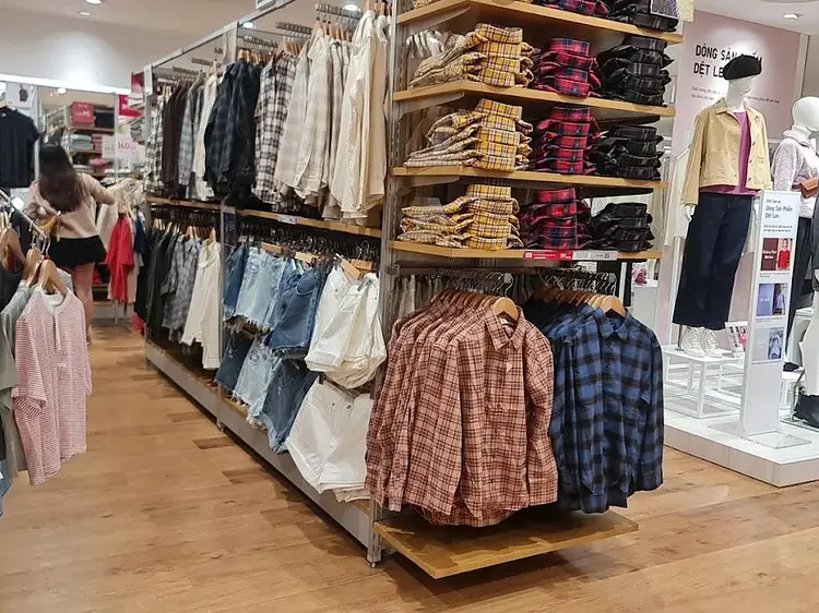 UNIQLO ・サイゴンセンターテン