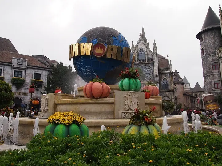 ホーチミンから1時間！ダナンの不思議なテーマパーク・バナヒルズを楽しもう