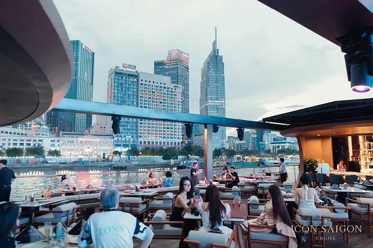 アイコン・サイゴン・クルーズ