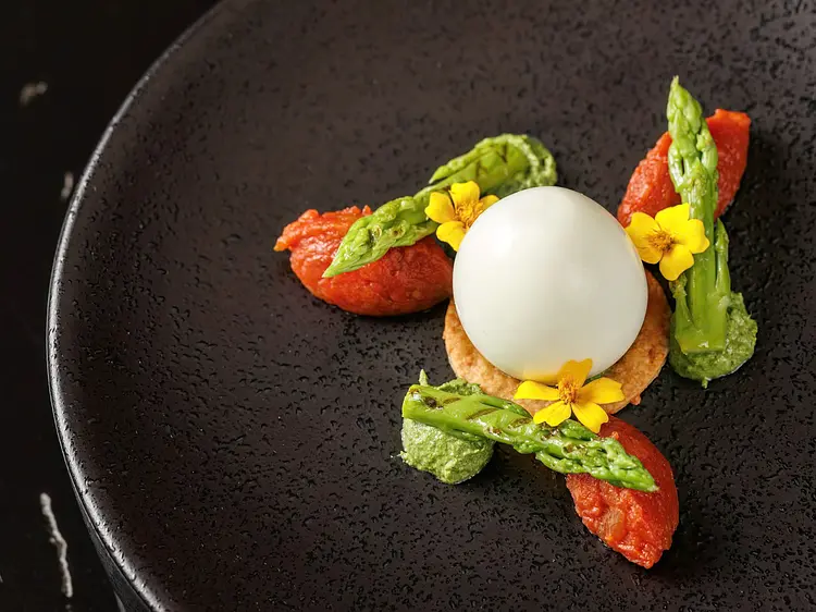 リュンヌ・レストラン＆バー