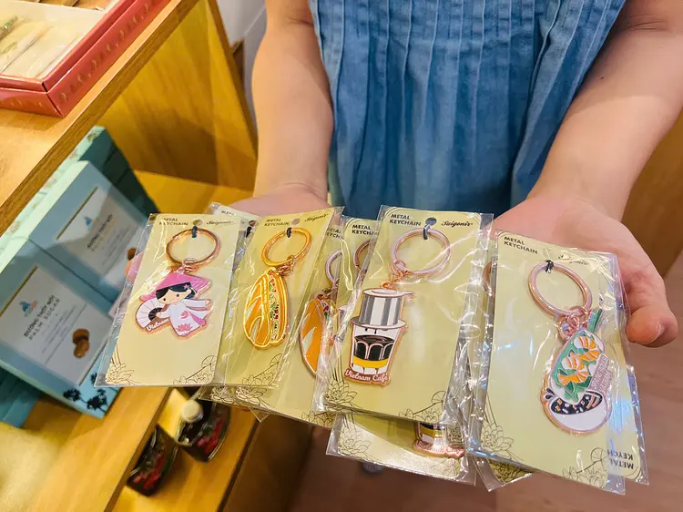 YUGOC レロイ通り本店