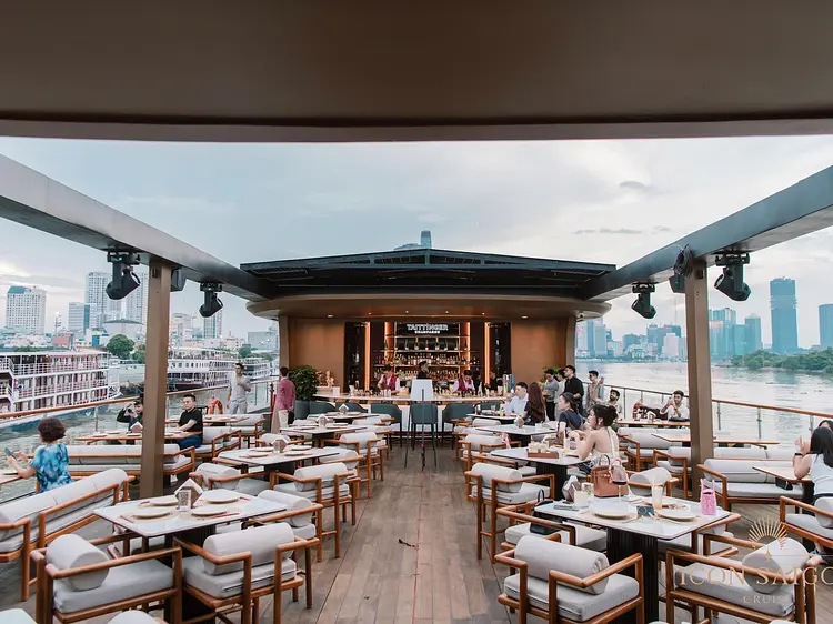 アイコン・サイゴン・クルーズ