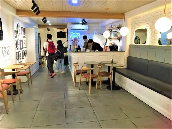 ホーチミンの猫カフェ「CATFE」に行ってみた