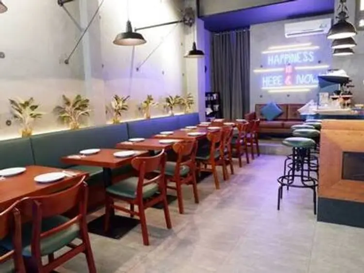 アールスクエア