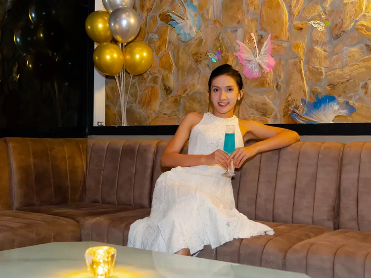 NOSTALGIA Lounge by Yu 「YU LOUNGE Premium」