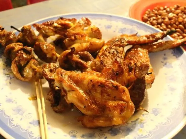 ホーチミン旅行で絶対食べるべき屋台料理 10選